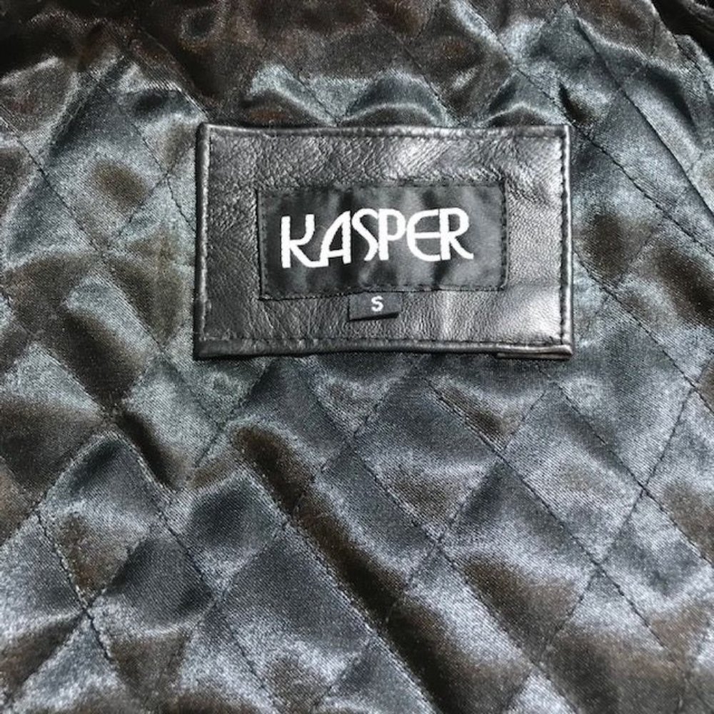 Kasper Genuine Leather Belted Removable Faux Fur Collar Coat - Picture 15 of 16